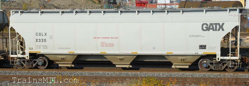 Car/wagon CGLX2330 right side / coté droit